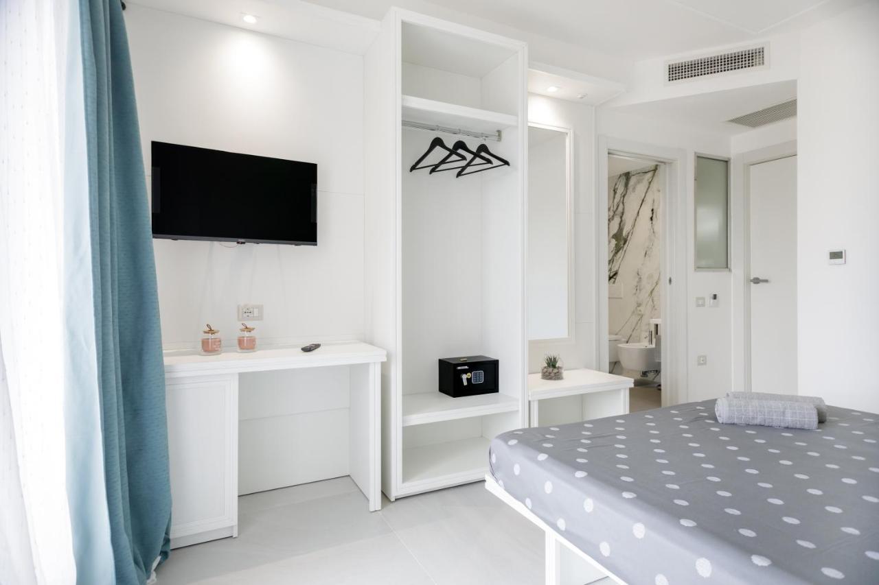 Crabonaxa Suites Villasimius Exterior foto