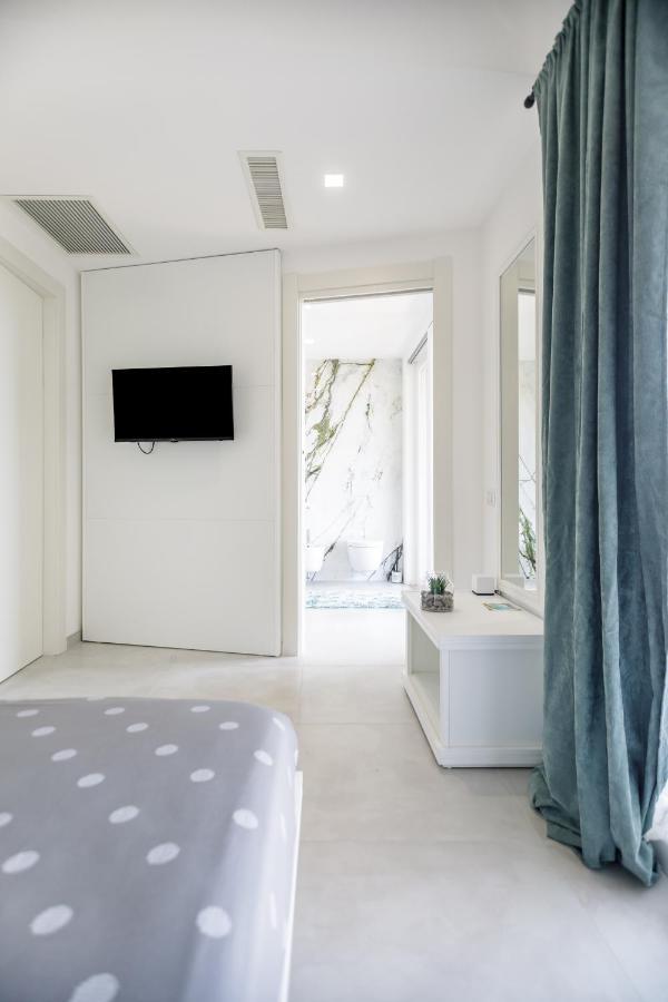Crabonaxa Suites Villasimius Exterior foto