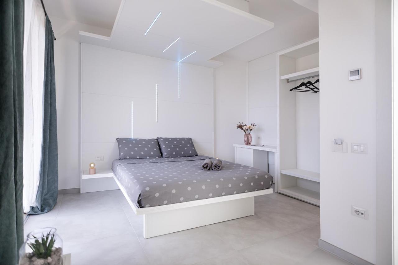 Crabonaxa Suites Villasimius Exterior foto